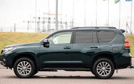 Toyota Land Cruiser Prado 150 рестайлинг 2, 2018 год, 4 500 000 рублей, 10 фотография