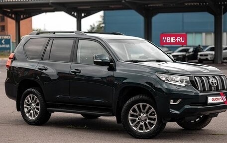 Toyota Land Cruiser Prado 150 рестайлинг 2, 2018 год, 4 500 000 рублей, 7 фотография