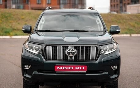 Toyota Land Cruiser Prado 150 рестайлинг 2, 2018 год, 4 500 000 рублей, 11 фотография