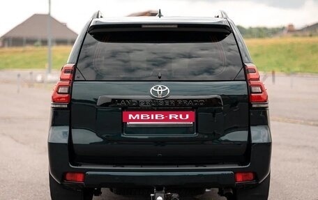 Toyota Land Cruiser Prado 150 рестайлинг 2, 2018 год, 4 500 000 рублей, 12 фотография
