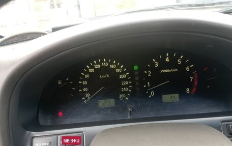 Nissan Maxima VIII, 2001 год, 490 000 рублей, 9 фотография