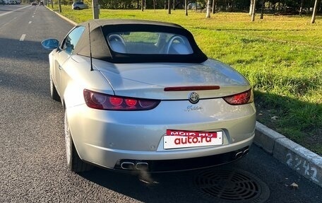 Alfa Romeo Spider, 2006 год, 1 950 000 рублей, 2 фотография