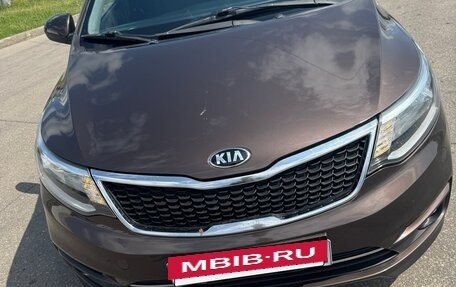 KIA Rio III рестайлинг, 2015 год, 999 000 рублей, 5 фотография