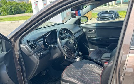 KIA Rio III рестайлинг, 2015 год, 999 000 рублей, 19 фотография