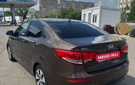 KIA Rio III рестайлинг, 2015 год, 999 000 рублей, 8 фотография