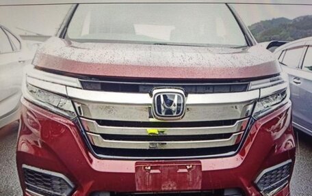 Honda Stepwgn IV, 2018 год, 2 620 000 рублей, 2 фотография