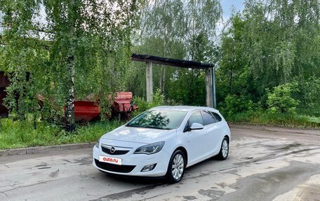 Opel Astra J, 2012 год, 650 000 рублей, 2 фотография
