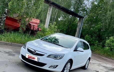 Opel Astra J, 2012 год, 650 000 рублей, 6 фотография