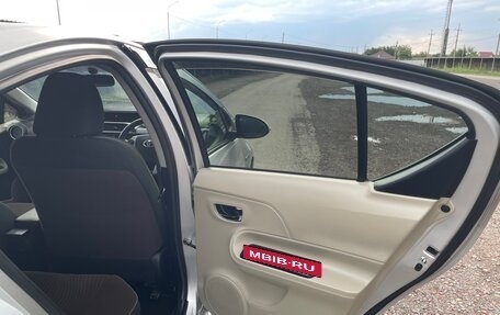Toyota Aqua I, 2014 год, 880 000 рублей, 12 фотография