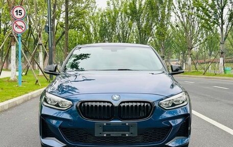 BMW 1 серия, 2021 год, 1 550 000 рублей, 3 фотография