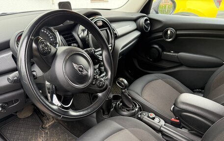 MINI Hatch, 2017 год, 1 650 000 рублей, 8 фотография