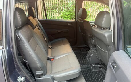 Opel Zafira B, 2011 год, 750 000 рублей, 16 фотография