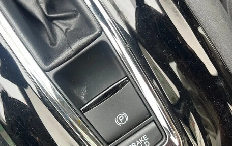 Honda Vezel, 2020 год, 1 350 000 рублей, 14 фотография