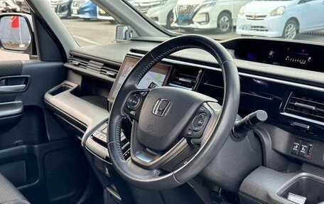 Honda Stepwgn IV, 2021 год, 1 674 000 рублей, 4 фотография