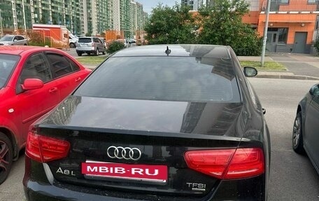 Audi A8, 2013 год, 1 300 000 рублей, 5 фотография