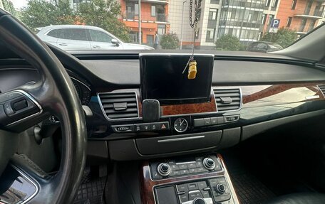 Audi A8, 2013 год, 1 300 000 рублей, 8 фотография