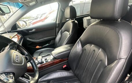 Audi A8, 2013 год, 1 300 000 рублей, 11 фотография