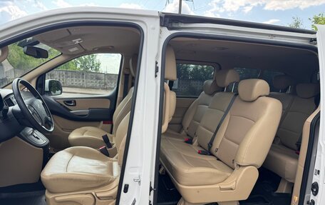 Hyundai H-1 II рестайлинг, 2020 год, 3 700 000 рублей, 9 фотография