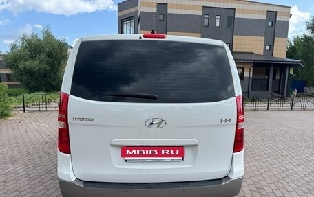 Hyundai H-1 II рестайлинг, 2020 год, 3 700 000 рублей, 5 фотография