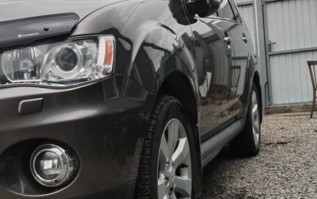 Mitsubishi Outlander III рестайлинг 3, 2012 год, 1 350 000 рублей, 2 фотография
