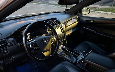 Toyota Camry, 2015 год, 1 950 000 рублей, 8 фотография