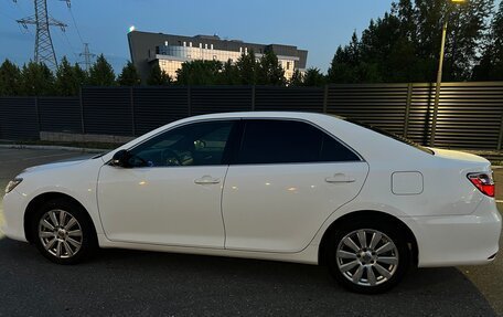 Toyota Camry, 2015 год, 1 950 000 рублей, 7 фотография