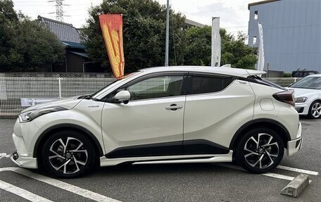 Toyota C-HR I рестайлинг, 2021 год, 1 680 000 рублей, 3 фотография