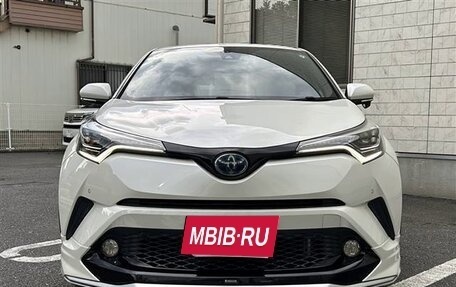 Toyota C-HR I рестайлинг, 2021 год, 1 680 000 рублей, 2 фотография