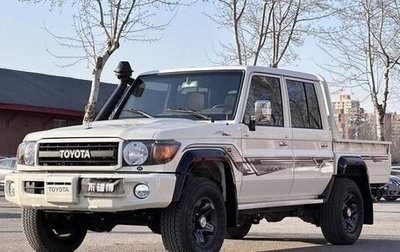 Toyota Land Cruiser 70, 2023 год, 7 704 000 рублей, 1 фотография