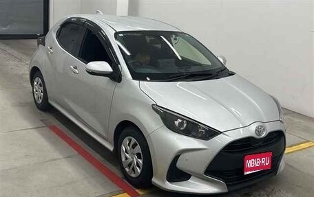 Toyota Yaris, 2021 год, 1 140 000 рублей, 1 фотография