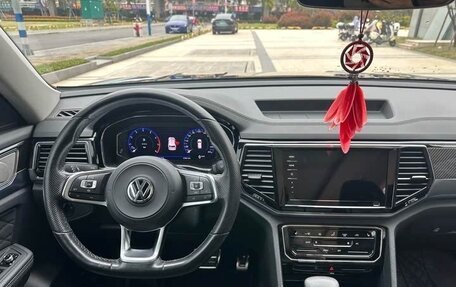 Volkswagen Teramont I, 2020 год, 2 527 000 рублей, 9 фотография