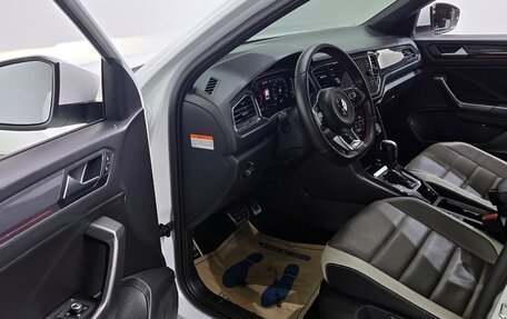 Volkswagen T-Roc I, 2022 год, 2 124 442 рублей, 6 фотография