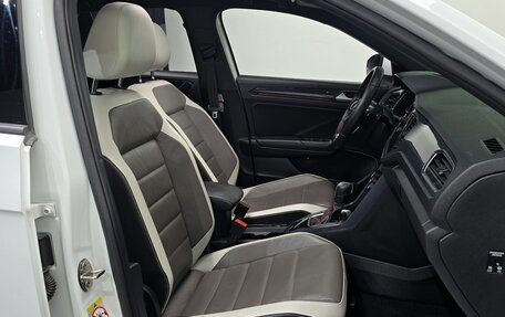 Volkswagen T-Roc I, 2022 год, 2 124 442 рублей, 8 фотография