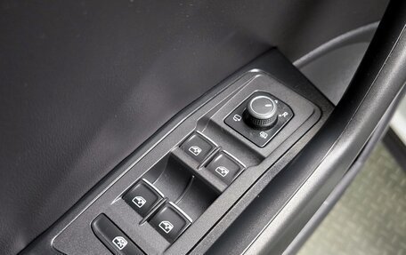 Volkswagen T-Roc I, 2022 год, 2 124 442 рублей, 9 фотография