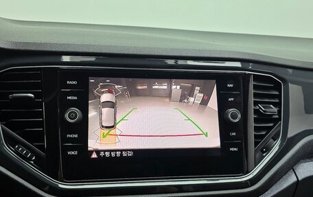 Volkswagen T-Roc I, 2022 год, 2 124 442 рублей, 12 фотография
