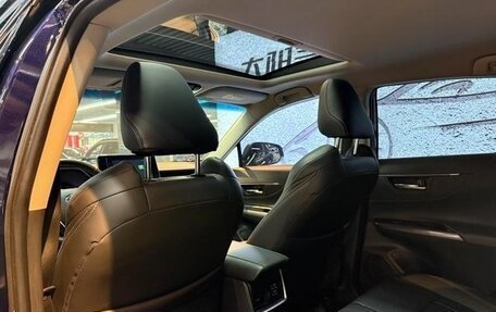 Toyota Harrier, 2022 год, 2 430 000 рублей, 16 фотография
