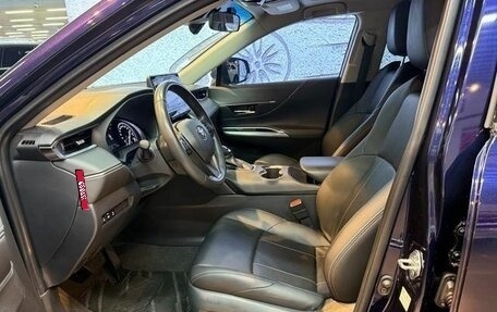 Toyota Harrier, 2022 год, 2 430 000 рублей, 10 фотография