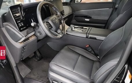 Lexus LM, 2024 год, 16 800 112 рублей, 11 фотография