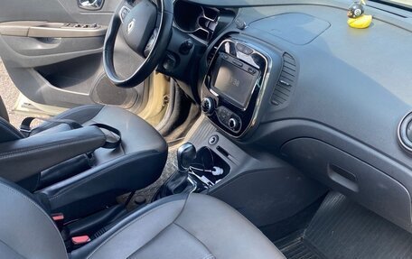Renault Kaptur I рестайлинг, 2018 год, 1 050 000 рублей, 6 фотография