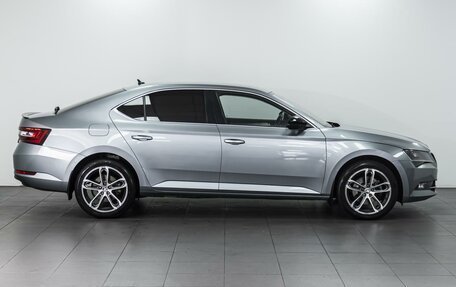 Skoda Superb III рестайлинг, 2018 год, 1 964 000 рублей, 5 фотография
