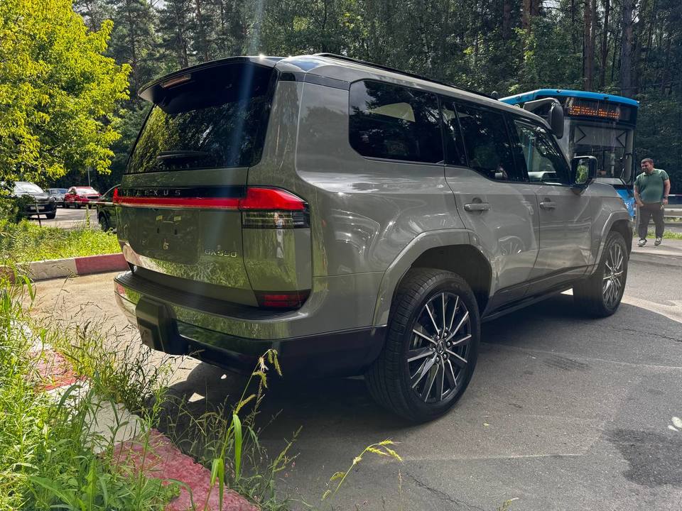 Lexus GX II рестайлинг 2, 2024 год, 15 000 000 рублей, 3 фотография