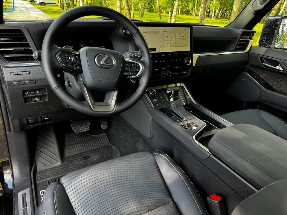Lexus GX II рестайлинг 2, 2024 год, 14 300 000 рублей, 9 фотография