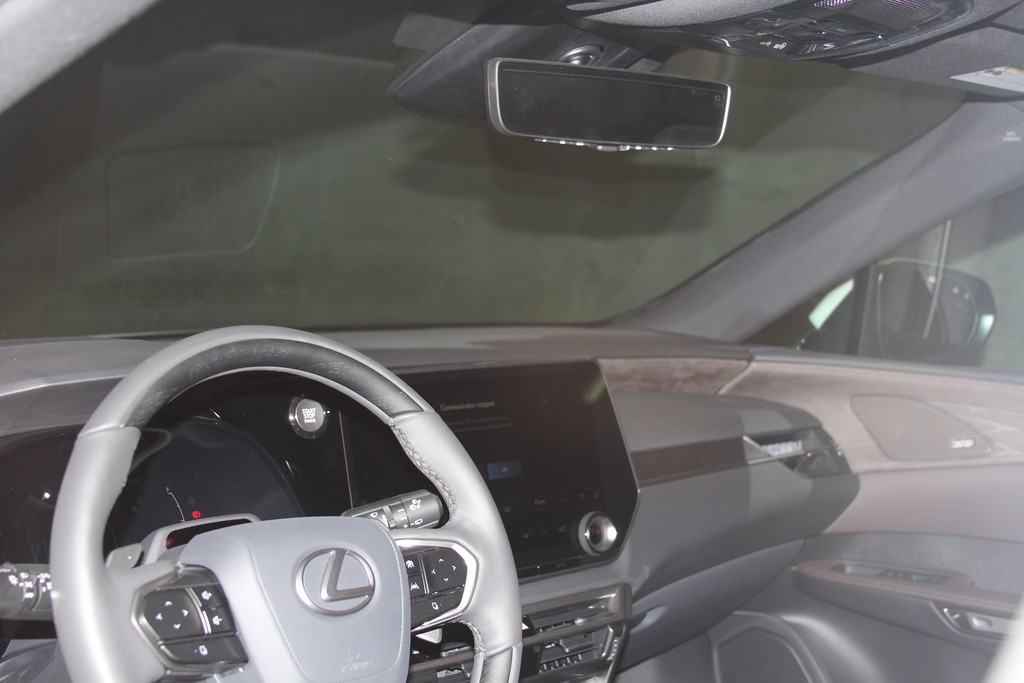 Lexus RX IV рестайлинг, 2024 год, 9 800 000 рублей, 15 фотография