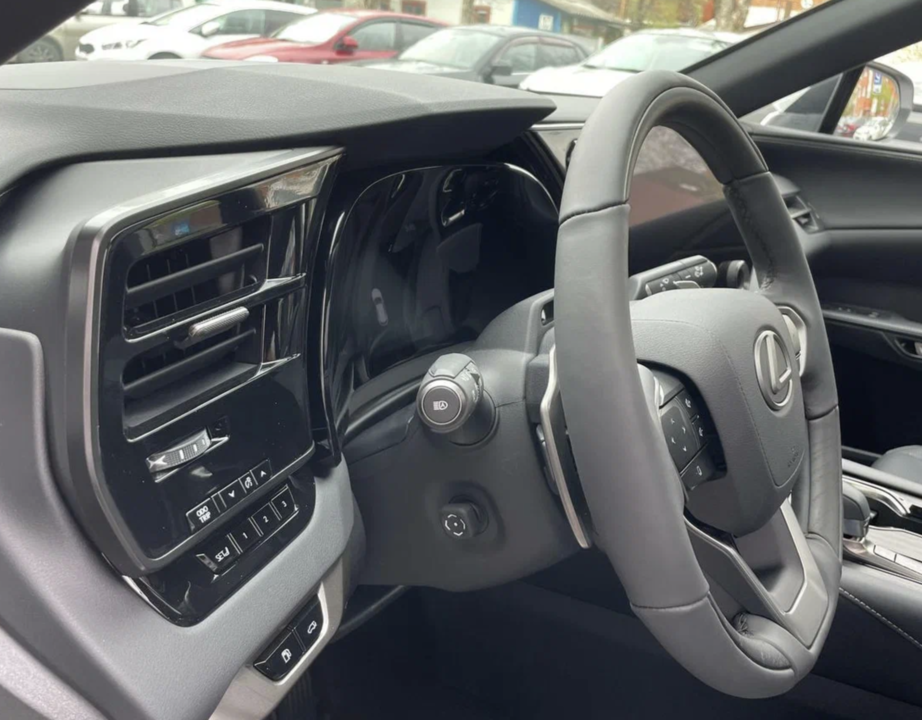 Lexus RX IV рестайлинг, 2024 год, 9 800 000 рублей, 10 фотография