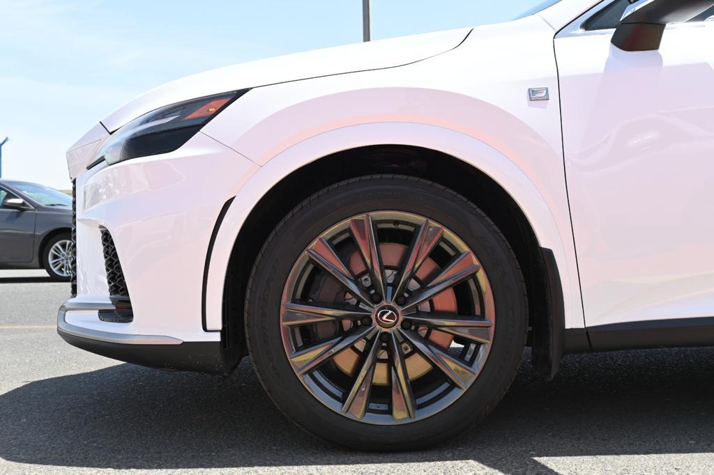 Lexus RX IV рестайлинг, 2024 год, 9 800 000 рублей, 3 фотография