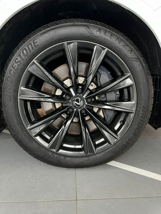 Lexus RX IV рестайлинг, 2024 год, 9 800 000 рублей, 7 фотография