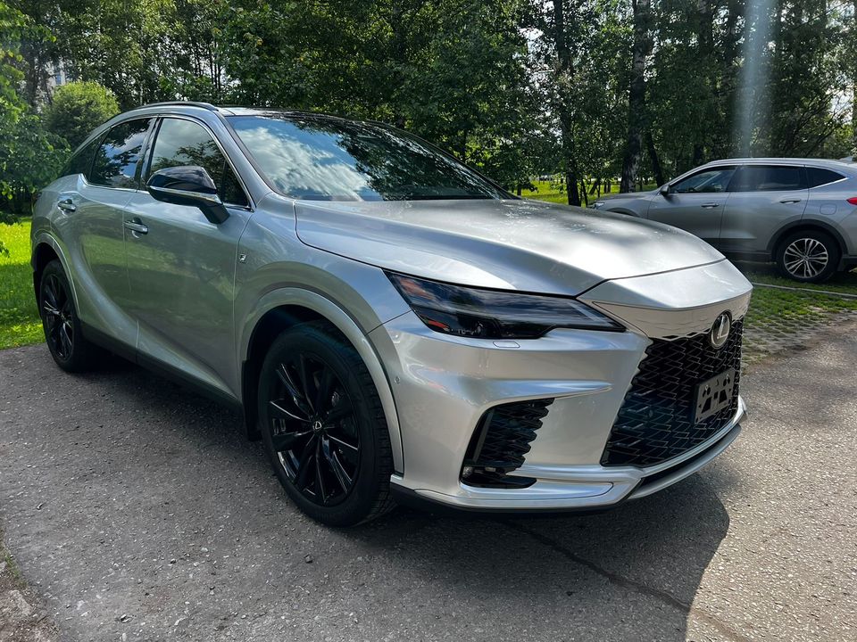 Lexus RX IV рестайлинг, 2024 год, 9 800 000 рублей, 2 фотография