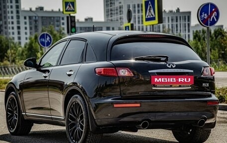 Infiniti FX I, 2005 год, 750 000 рублей, 7 фотография