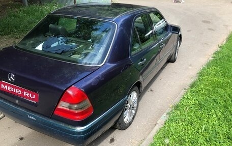 Mercedes-Benz C-Класс, 1997 год, 230 000 рублей, 4 фотография