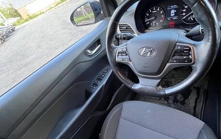 Hyundai Solaris II рестайлинг, 2019 год, 1 230 000 рублей, 7 фотография